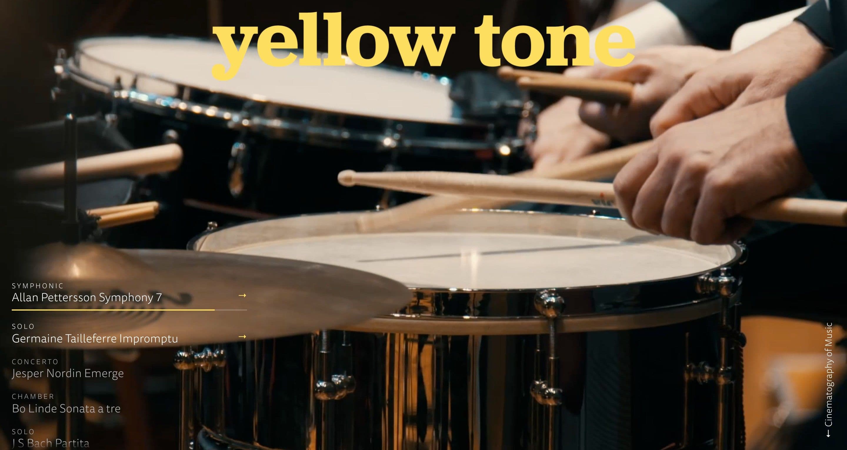 The home page on yellowtone.se, with hands with drumsticks over snare drums behind the concert list